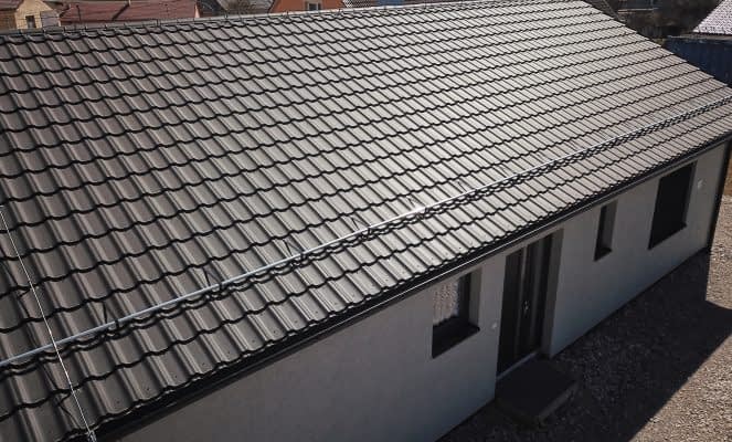 Koľko stojí nová strecha (100 m2) so všetkými nákladmi na ňu?